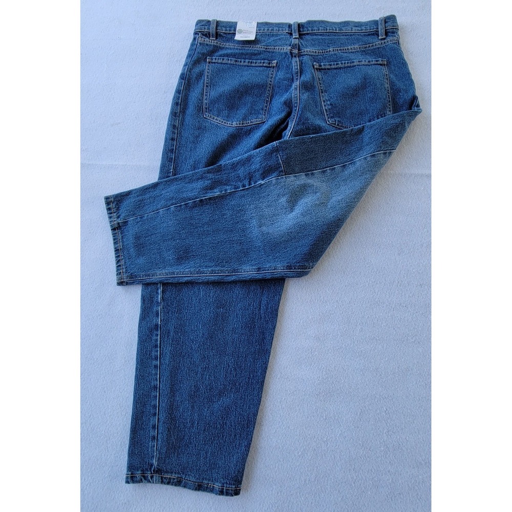 Time and Tru Women's Blue Jeans, Size 16, High Rise, Straight Stretch - Picture 13 of 15
